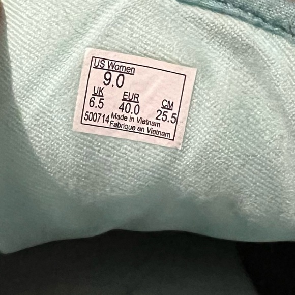 Vans Lace Up Sneakers - Picture 6 of 7